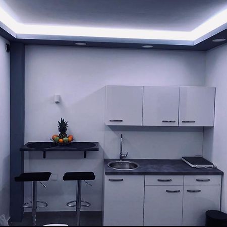 Jacuzzi Apartment Code 96 Загреб Екстериор снимка