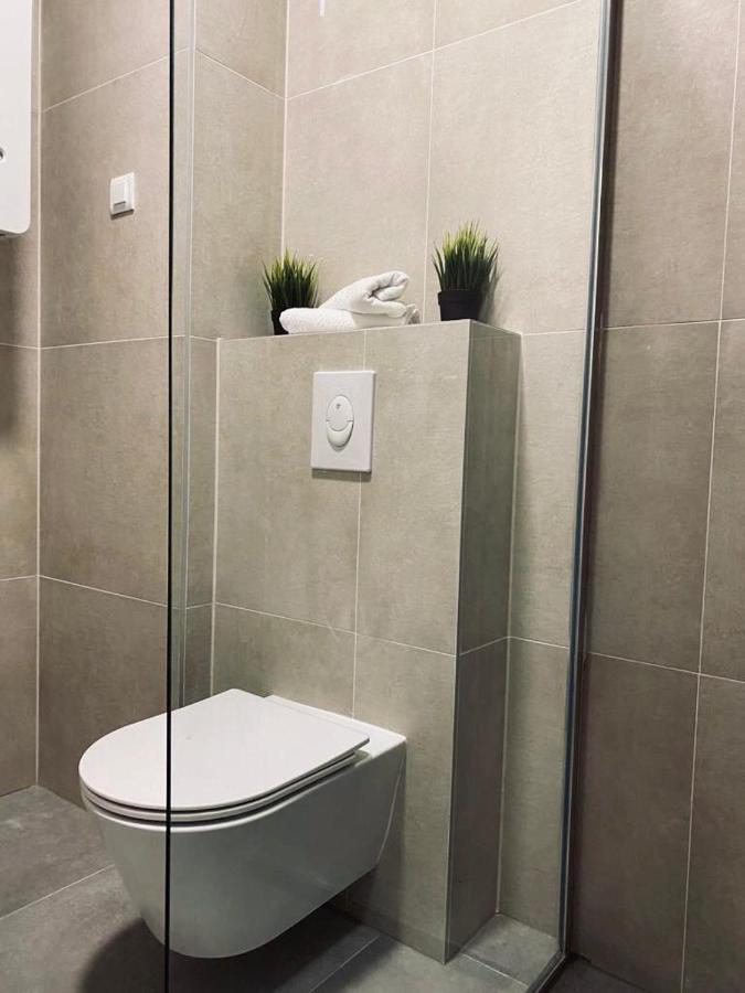 Jacuzzi Apartment Code 96 Загреб Екстериор снимка