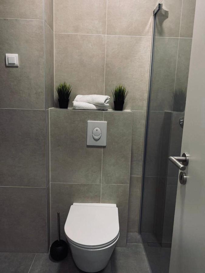 Jacuzzi Apartment Code 96 Загреб Екстериор снимка